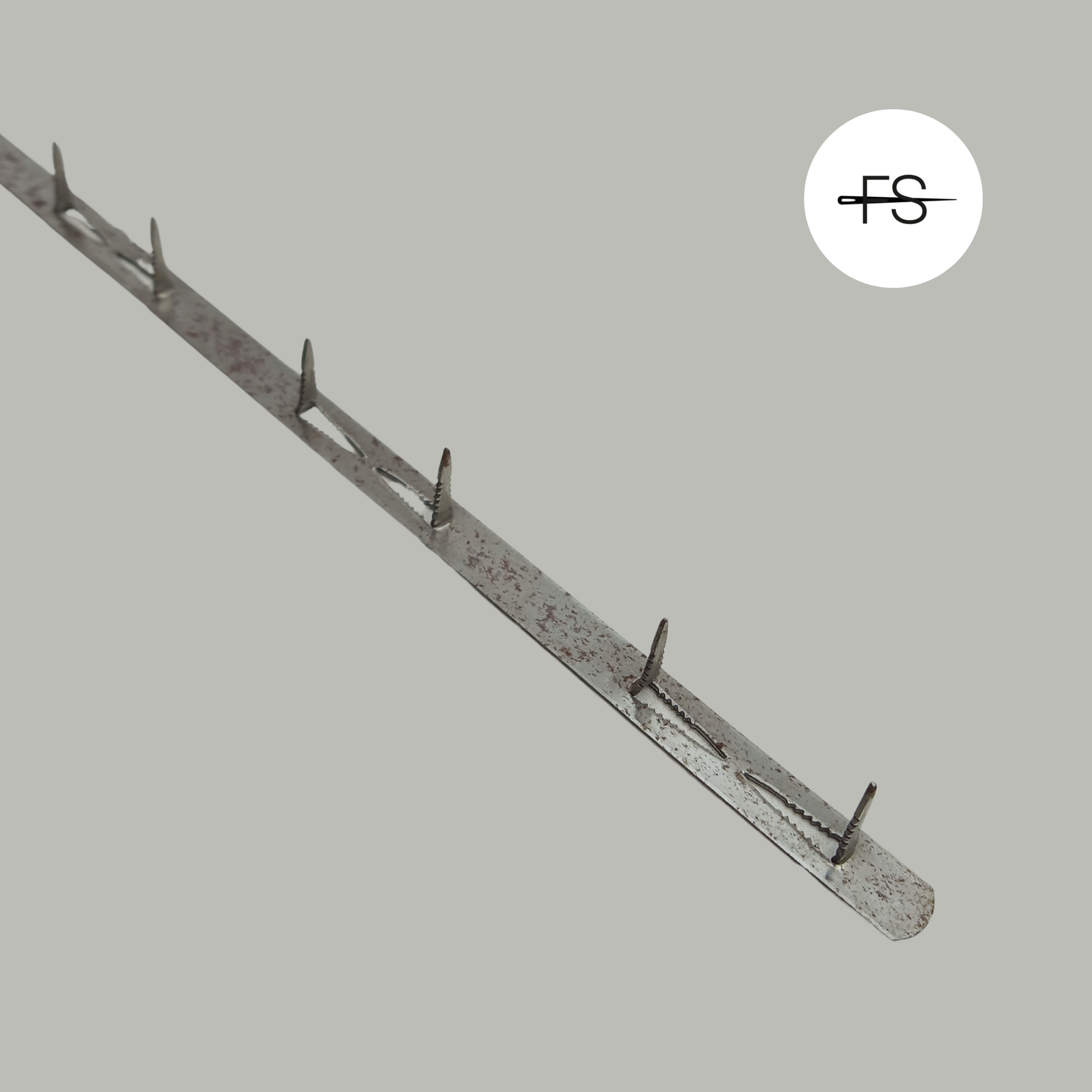 Back Track 76cm strip