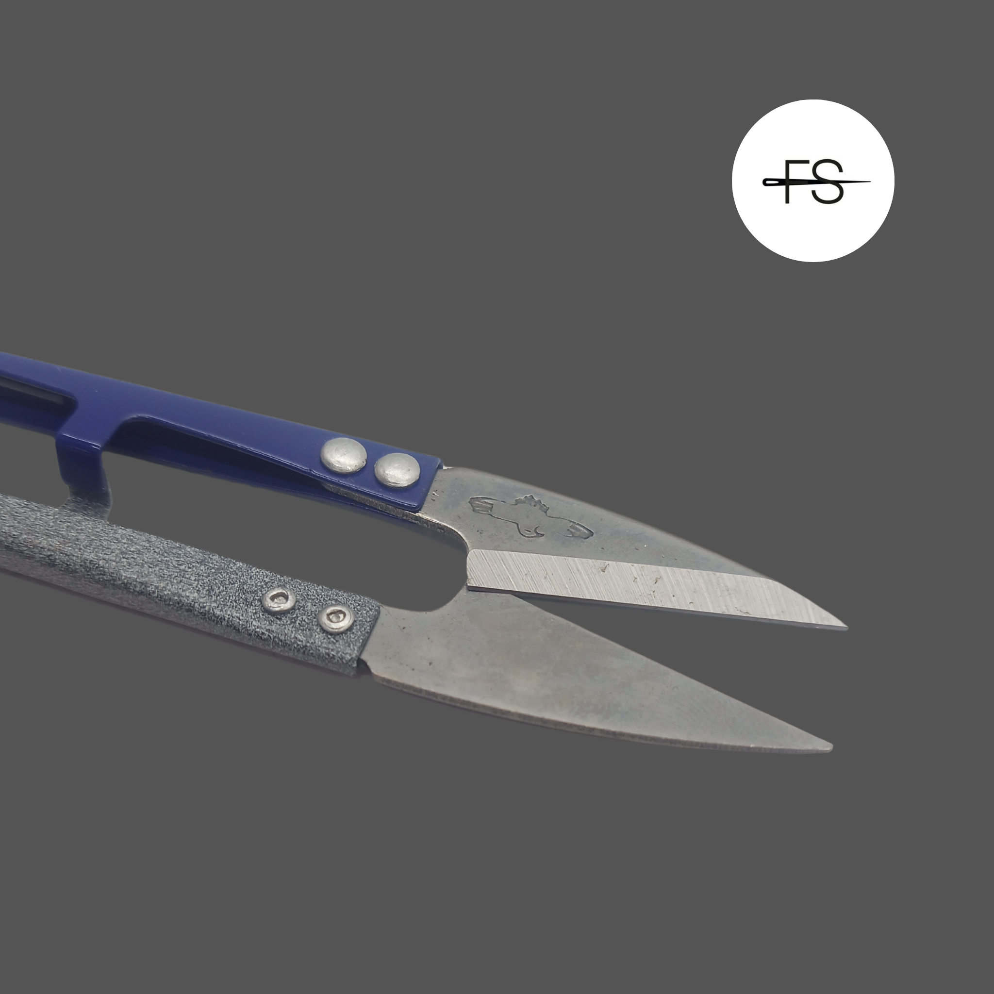 Mini tread scissors