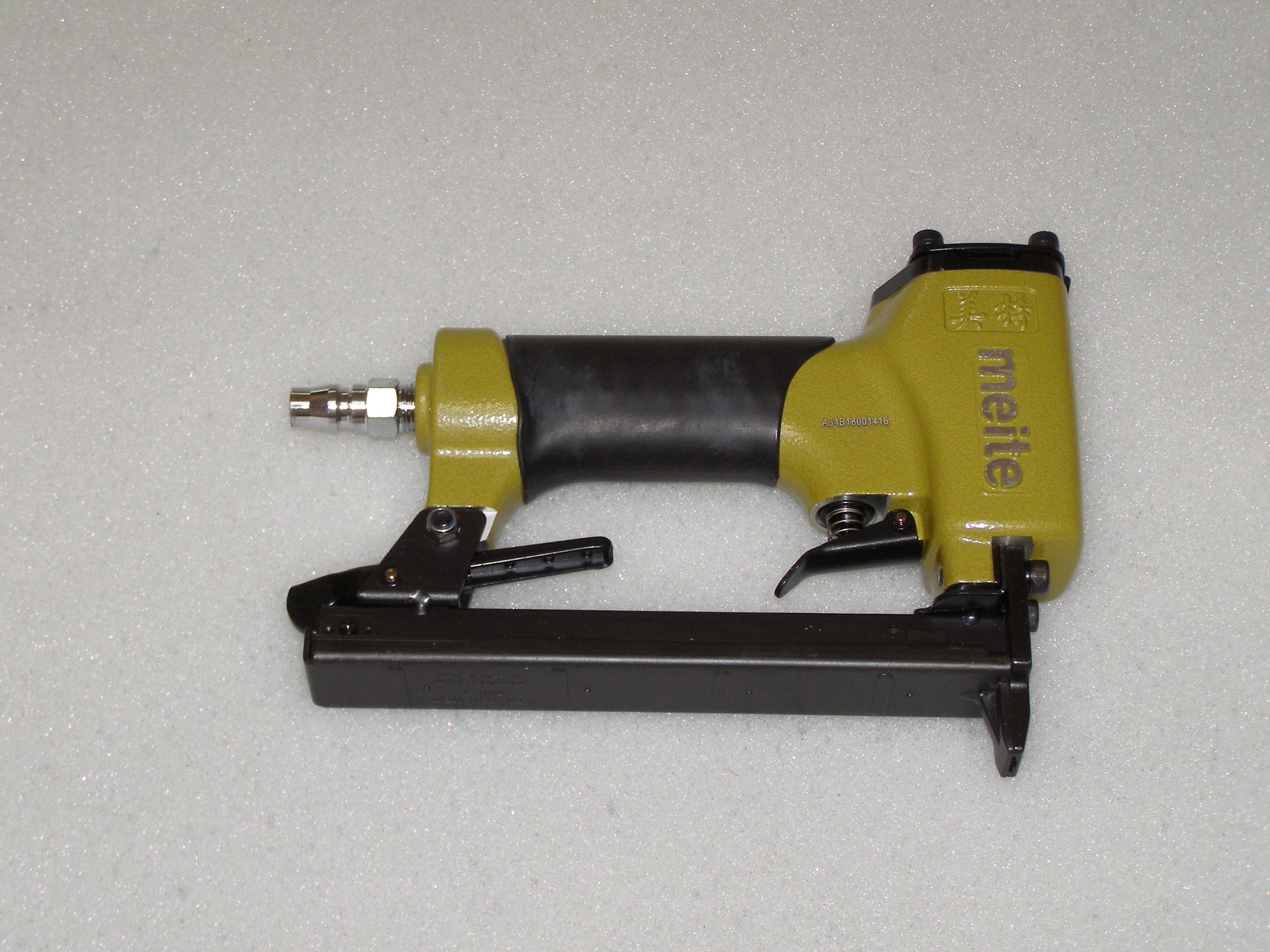 Pneumatic Staple gun